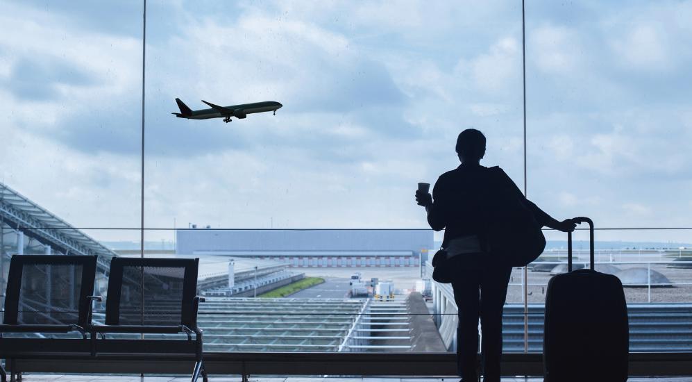 Jetset Your Career: Unleashing the Professional Benefits of Remote Work and Travel in 2024